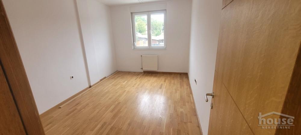 Slika 2 - Stan,PETROVARADIN,PETROVARADIN,kv: 64.00, € 150000, ID: 1064617