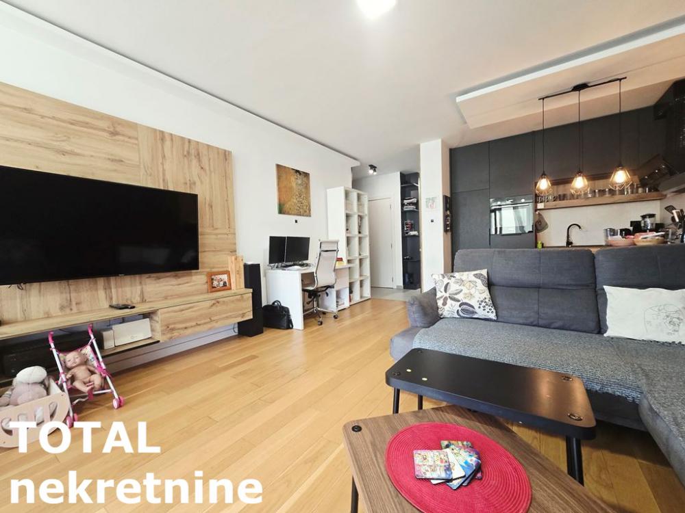 Slika 4 - Stan,NOVI SAD,BULEVAR PATRIJARHA PAVLA,kv: 74.00, € 205000, ID: 1101393