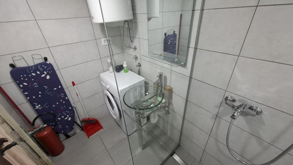 Slika 8 - Dvosoban stan sa nameštajem blizu Centra