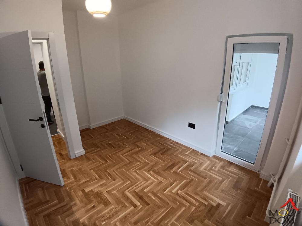 Slika 4 - Stan,NOVI SAD,DETELINARA,kv: 71, € 159500, ID: 1031208