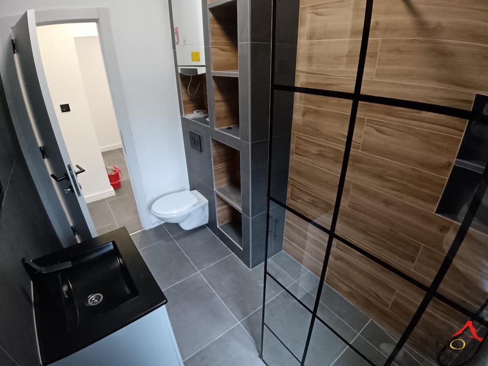 Slika 6 - Stan,NOVI SAD,DETELINARA,kv: 71, € 159500, ID: 1031208