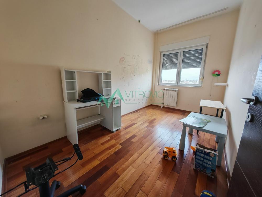 Slika 10 - Bulevar Evrope, 67m2, trosoban stan. 