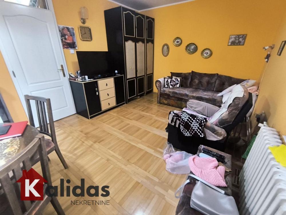Slika 2 - Stan,NOVI SAD,GRBAVICA,kv: 34, € 103000, ID: 1008194