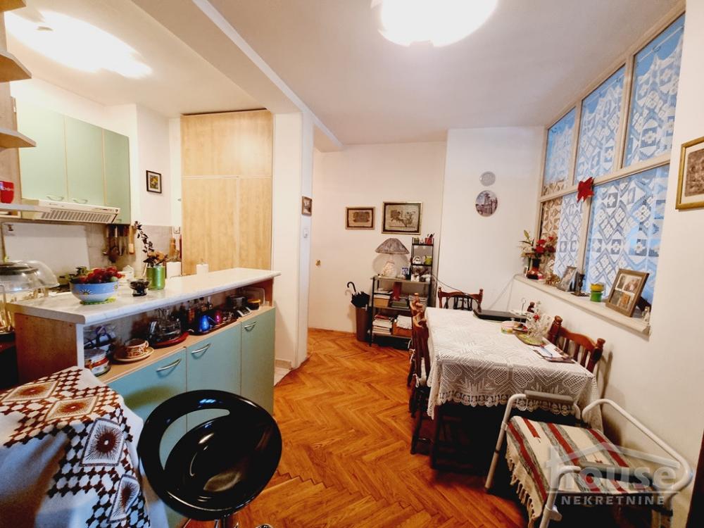 Slika 4 - Stan,NOVI SAD,GRBAVICA,kv: 57.00, € 133900, ID: 1063060