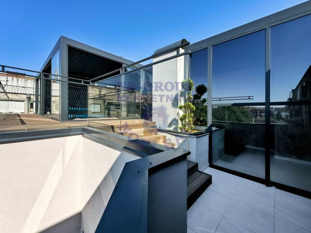 Slika 10 - Penthouse sa bazenom, top lokacija