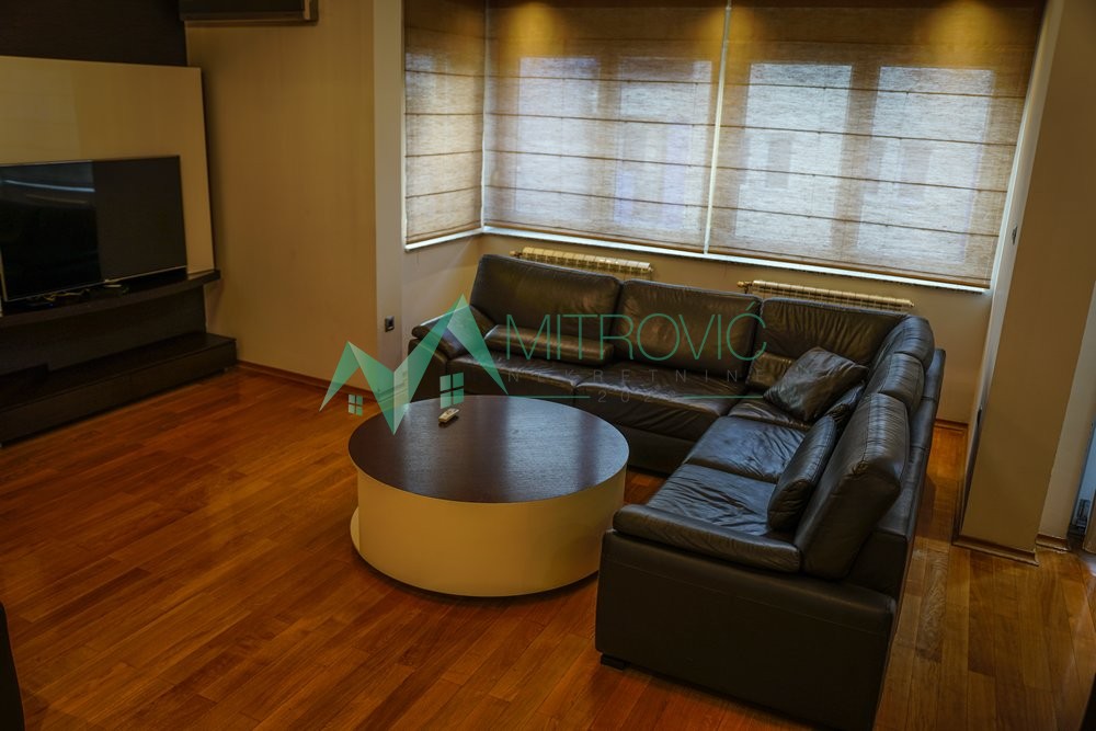 Slika 3 - Novi Sad, Sajam - Odličan, veoma komforan, kvalitetno namešten četvorosoban stan + garaža - CENA SA NAMEŠTAJEM I GARAŽOM + parking 