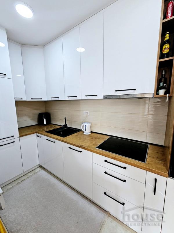 Slika 5 - Stan,NOVI SAD,ADICE,kv: 47.00, € 105000, ID: 1064541