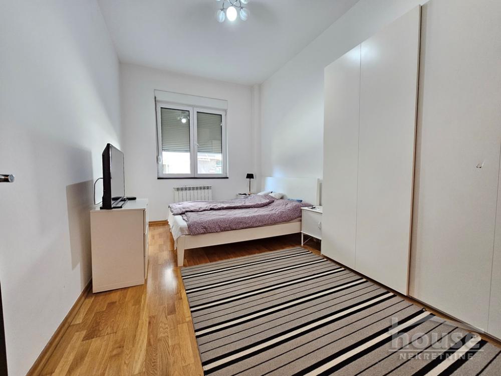 Slika 11 - Stan,NOVI SAD,BULEVAR,kv: 110.00, € 320000, ID: 1061239