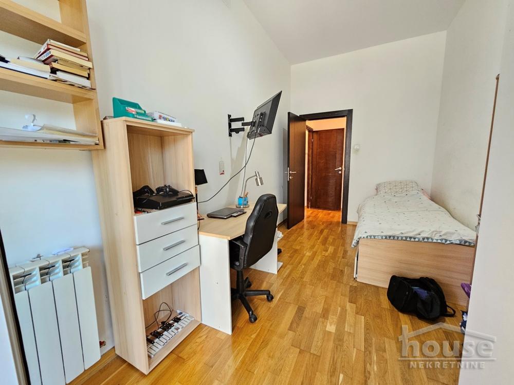 Slika 9 - Stan,NOVI SAD,BULEVAR,kv: 110.00, € 320000, ID: 1061239