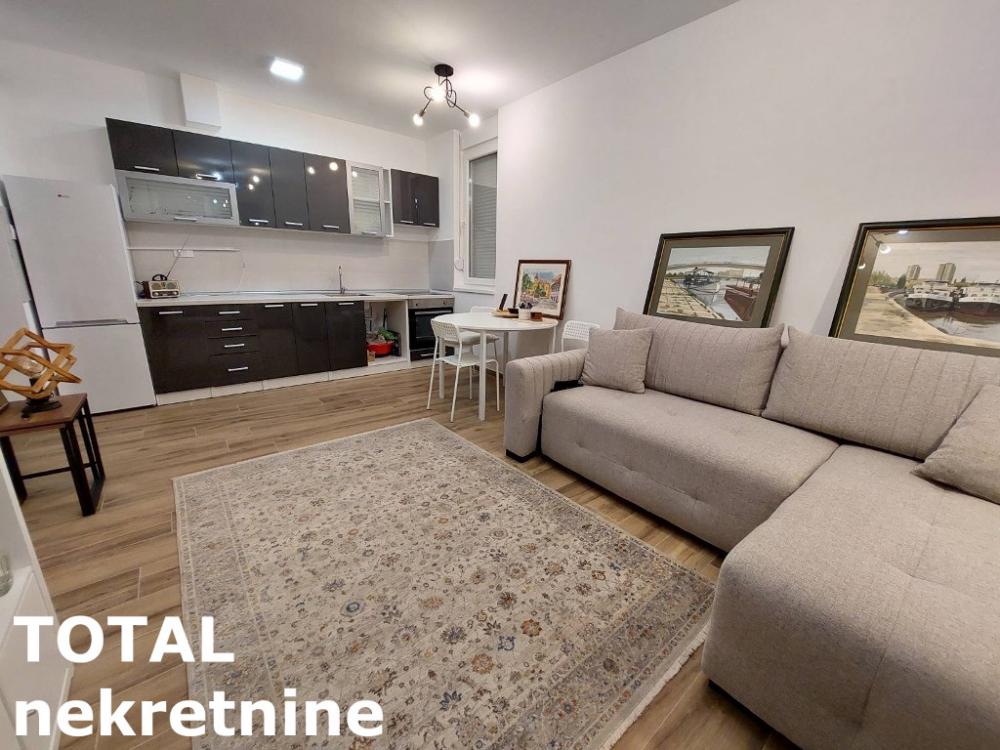 Slika 7 - Stan,NOVI SAD,TELEP,kv: 44.00, € 118250, ID: 1101477