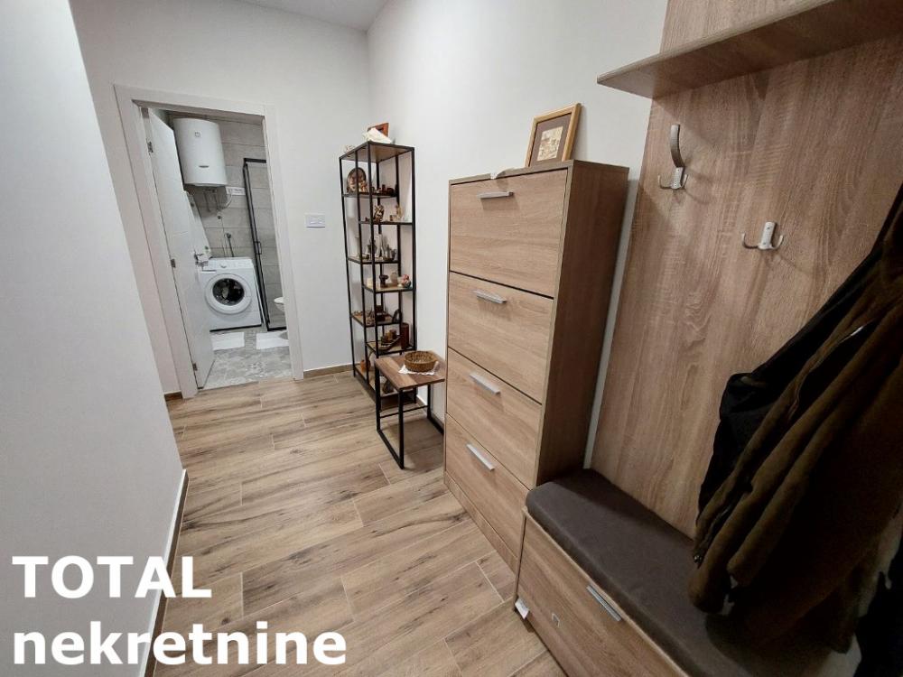 Slika 6 - Stan,NOVI SAD,TELEP,kv: 44.00, € 118250, ID: 1101477