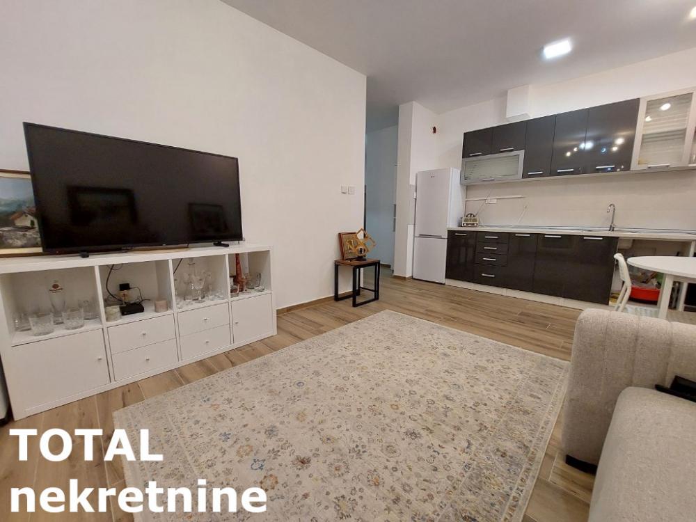 Slika 4 - Stan,NOVI SAD,TELEP,kv: 44.00, € 118250, ID: 1101477