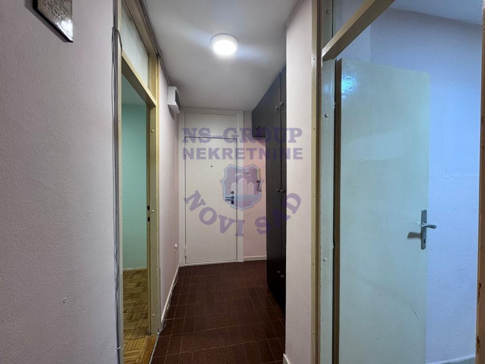 Slika 4 - Odličan jednoiposoban stan na Limanu 3!