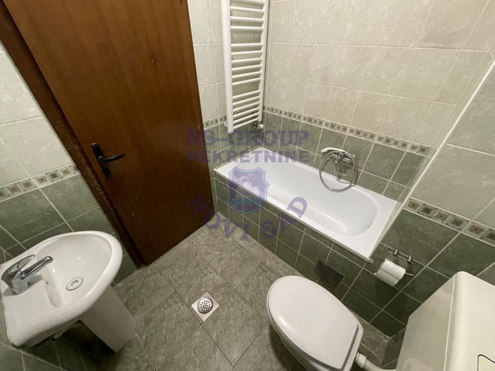 Slika 7 - Komforan dvosoban stan na Novom Naselju!