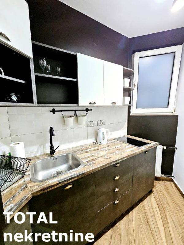 Slika 7 - Stan,NOVI SAD,CENTAR,kv: 50.00, € 150000, ID: 1101123