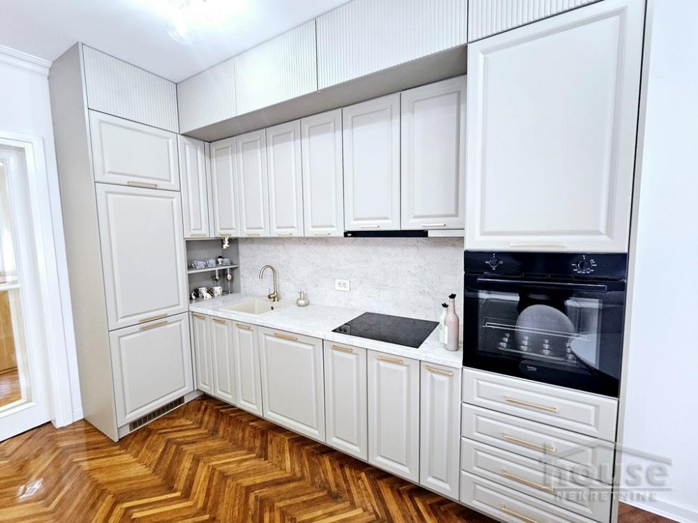 Slika 6 - Stan,NOVI SAD,CENTAR,kv: 78.00, € 230000, ID: 1064131