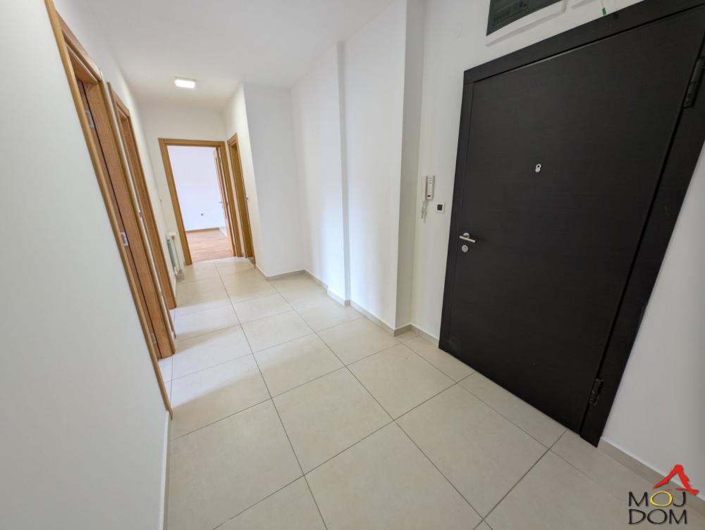 Slika 8 - Stan,PETROVARADIN,PETROVARADIN,kv: 64, € 154500, ID: 1031196