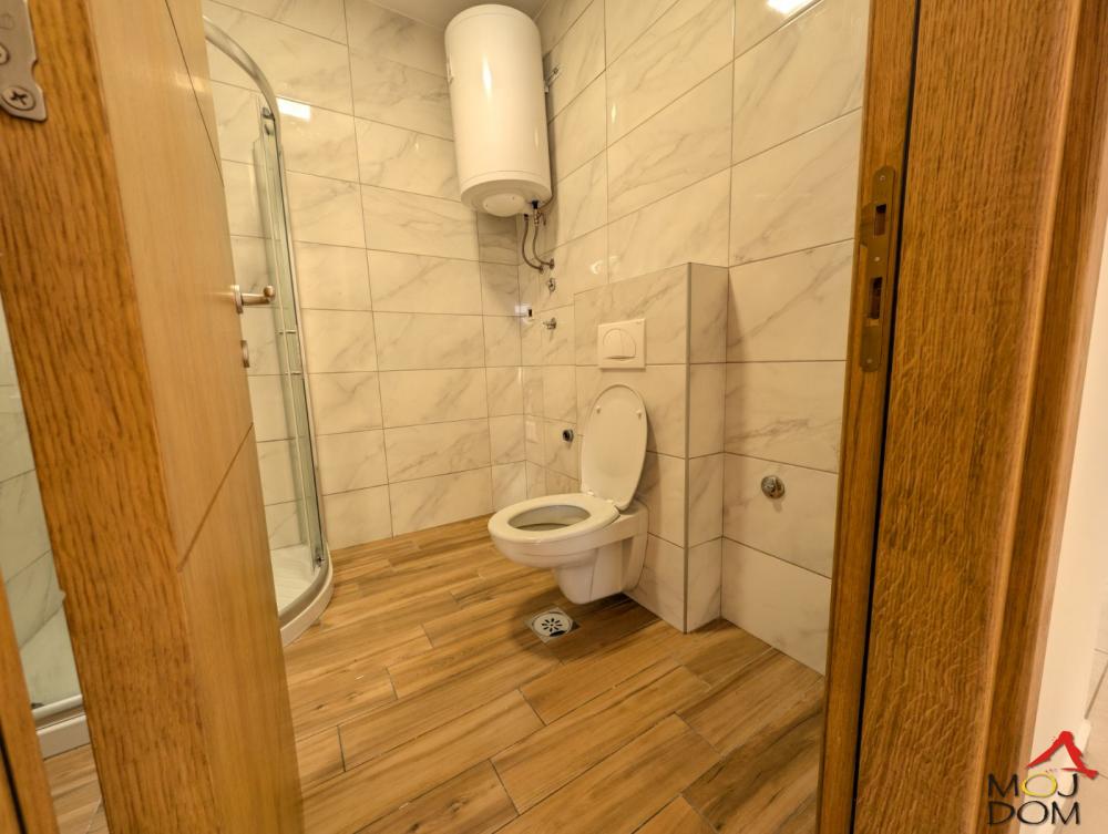 Slika 10 - Stan,PETROVARADIN,PETROVARADIN,kv: 64, € 154500, ID: 1031196