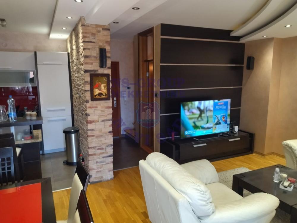 Slika 4 - Cetvorosoban stan na Grbavici