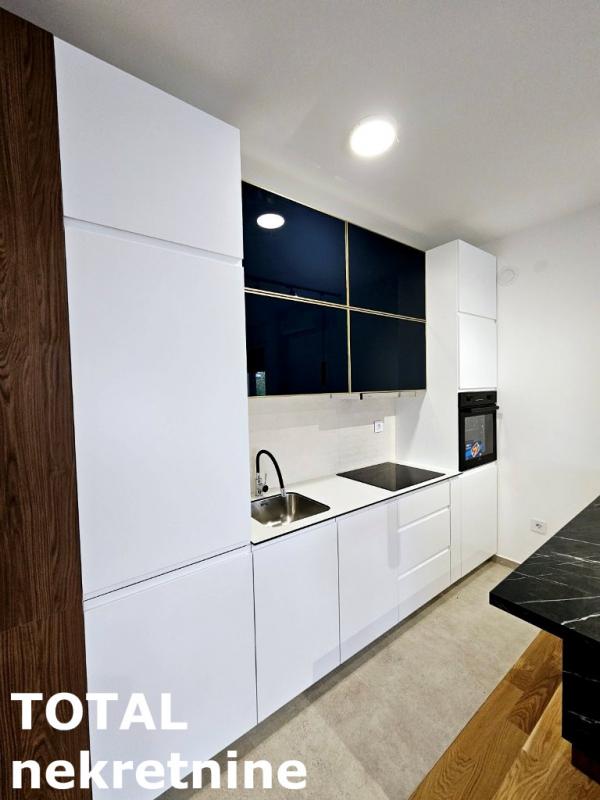 Slika 3 - Stan,NOVI SAD,TELEP,kv: 42.00, € 142000, ID: 1101480