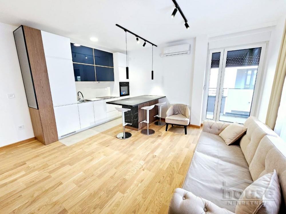 Glavna slika -Stan,NOVI SAD,TELEP,kv: 42.00, € 142000, ID: 1064632