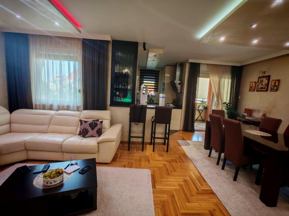 Slika 4 - Stan,NOVI SAD,TELEP,kv: 72.00, € 185400, ID: 1058843