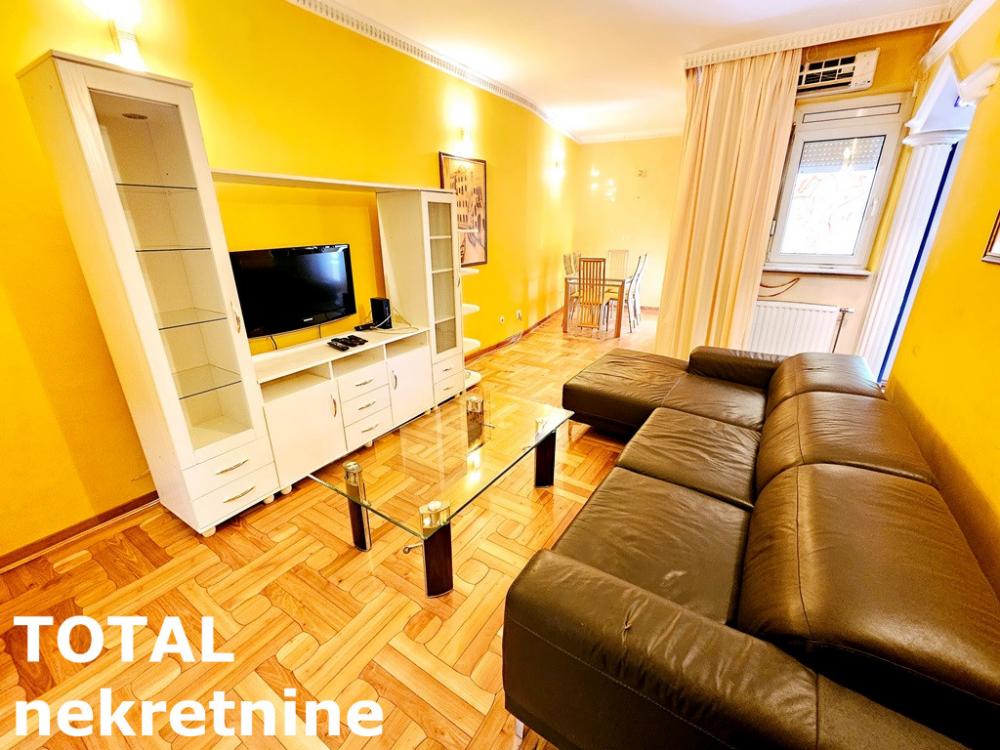 Slika 9 - Stan,NOVI SAD,CENTAR,kv: 64.00, € 220000, ID: 1101459