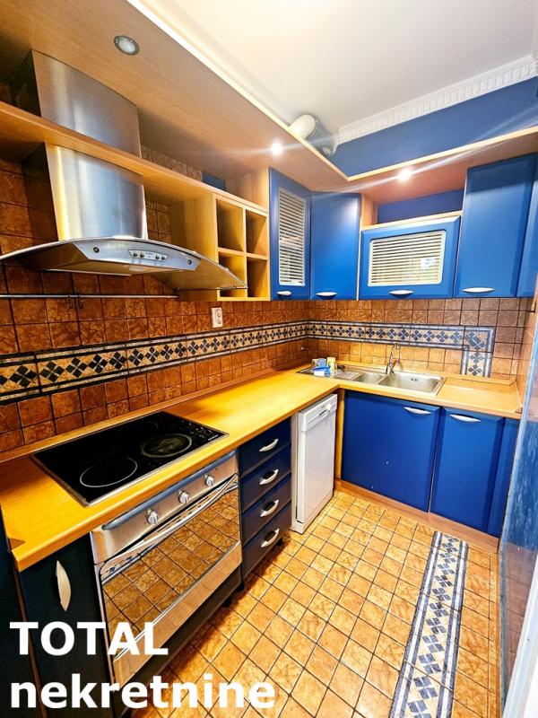 Slika 7 - Stan,NOVI SAD,CENTAR,kv: 64.00, € 220000, ID: 1101459