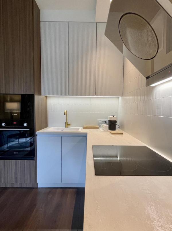 Slika 3 - Stan,NOVI SAD,CENTAR,kv: 85.00, € 308000, ID: 1058369