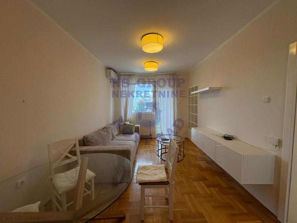 Glavna slika -Cara Dušana, 1.5 jednoiposoban, 36 m²