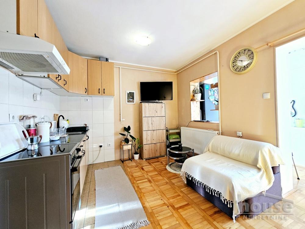 Slika 3 - Stan,NOVI SAD,KLISA,kv: 28.00, € 65000, ID: 1064607