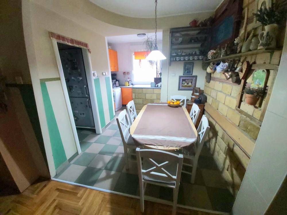 Slika 3 - Stan,NOVI SAD,NOVO NASELJE,kv: 92.00, € 175000, ID: 1055584