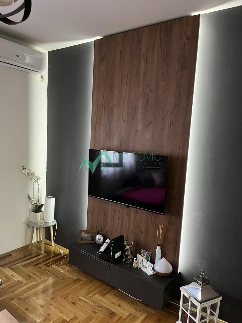 Slika 3 - Troiposoban, 52m2, Adice Novi Sad, sa terasom, sa parkingom