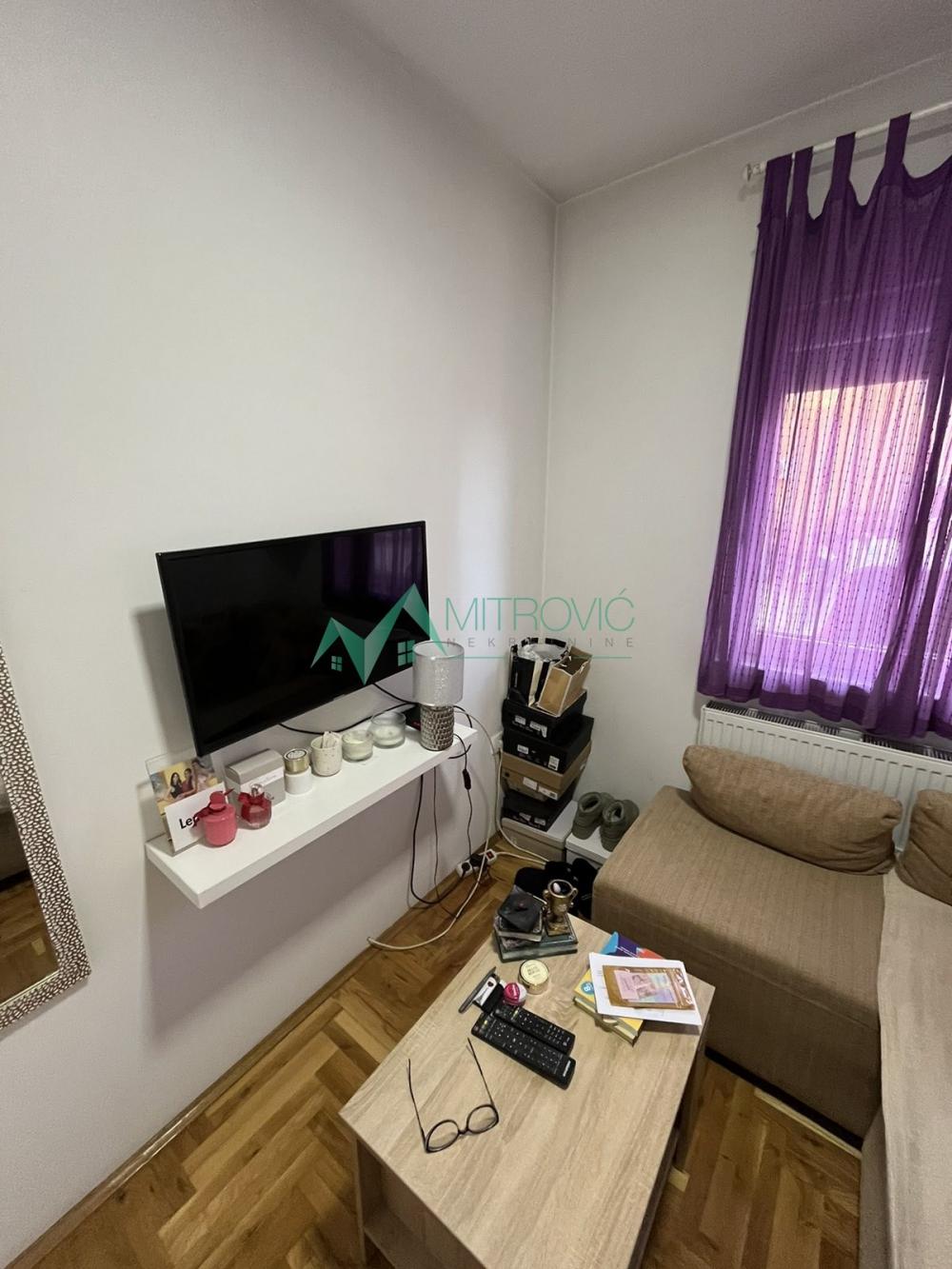 Slika 8 - Troiposoban, 52m2, Adice Novi Sad, sa terasom, sa parkingom