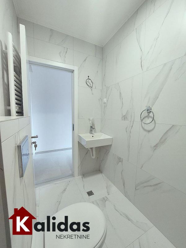 Slika 11 - Stan,NOVI SAD,GRBAVICA,kv: 36, € 93730, ID: 1008209