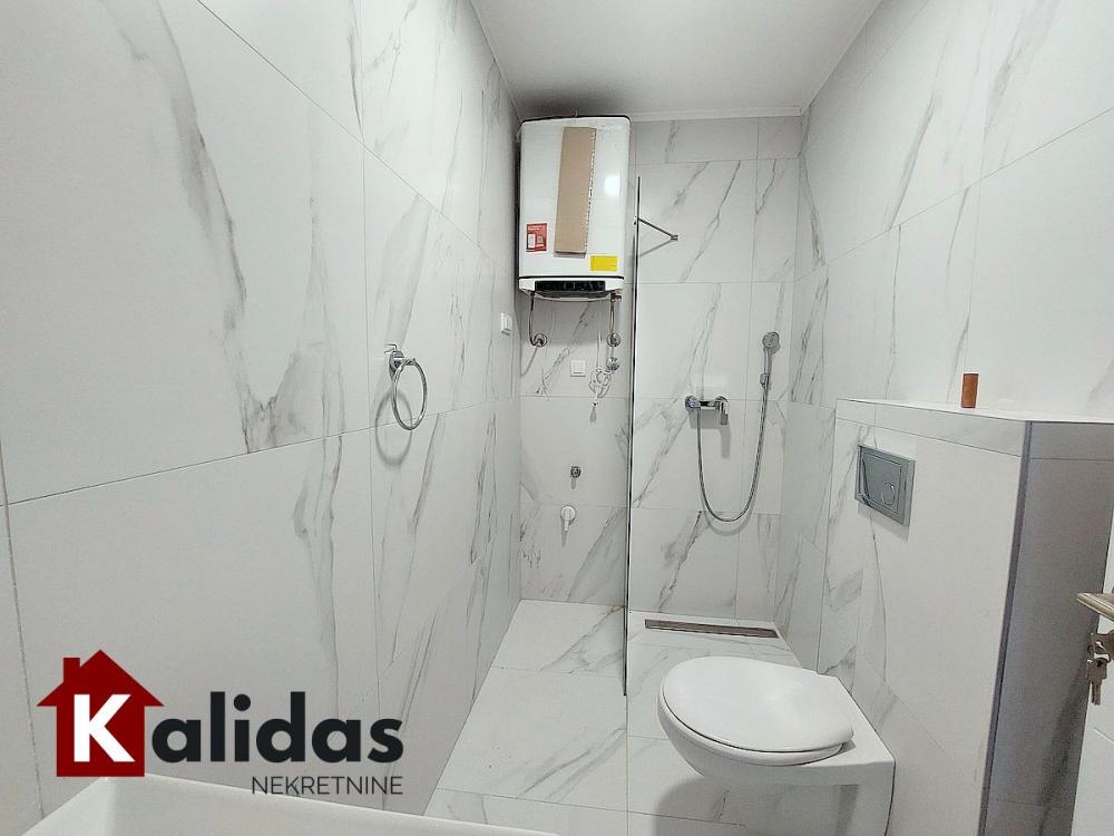 Slika 10 - Stan,NOVI SAD,GRBAVICA,kv: 36, € 93730, ID: 1008209