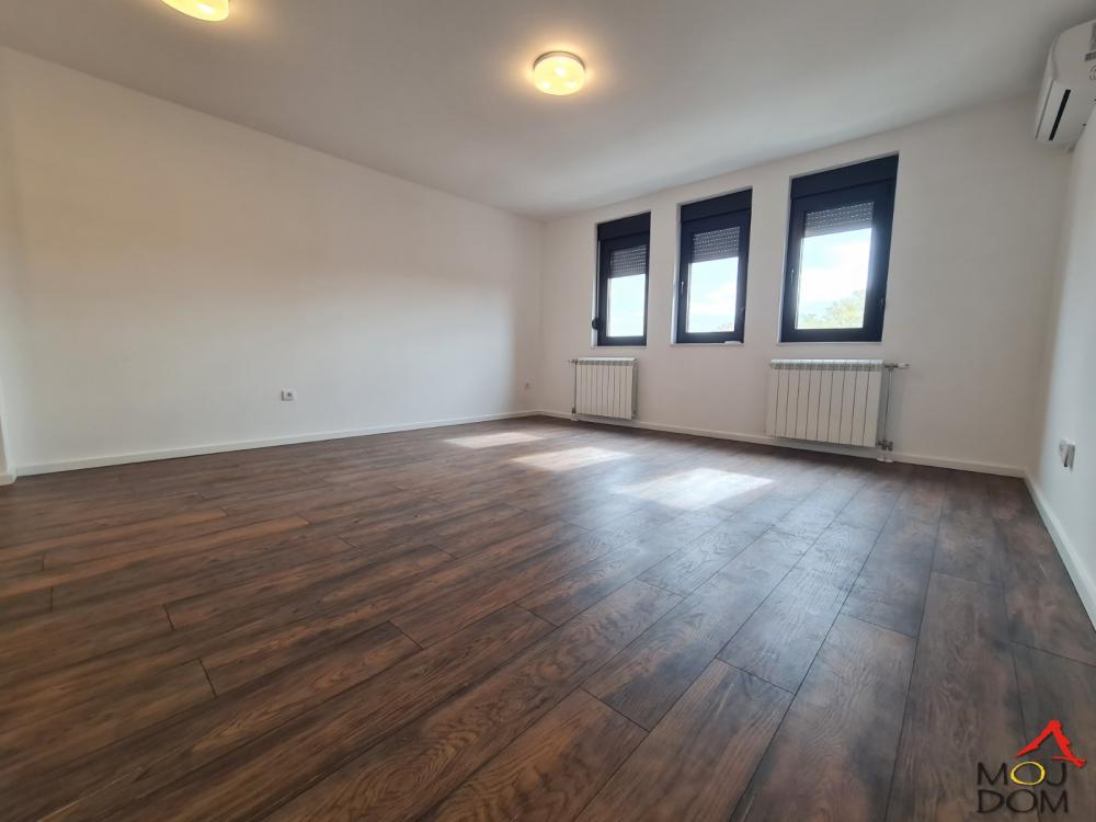 Slika 1 - Stan,NOVI SAD,TELEP,kv: 45, € 123050, ID: 1031222