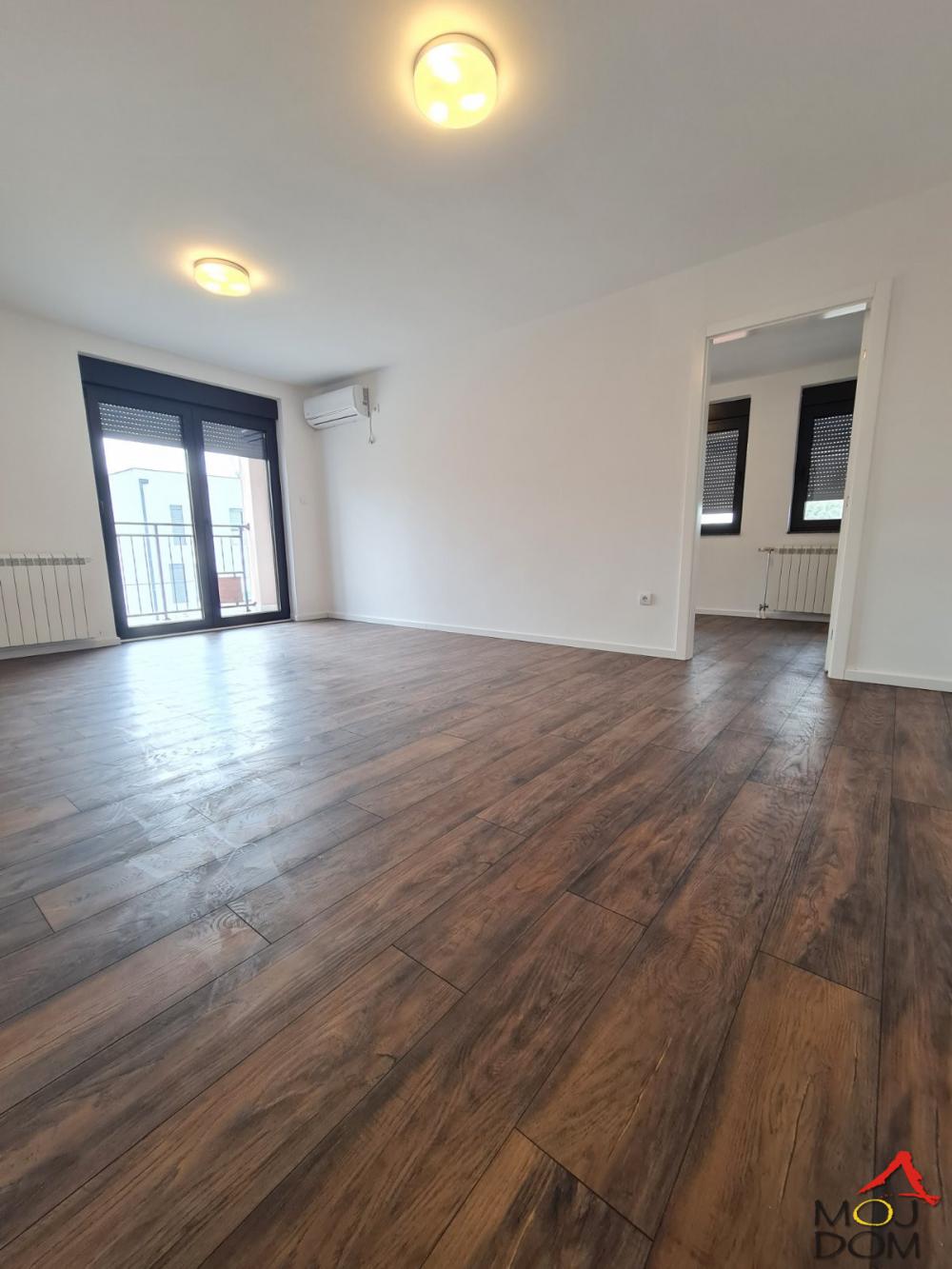 Slika 2 - Stan,NOVI SAD,TELEP,kv: 54, € 147200, ID: 1031223