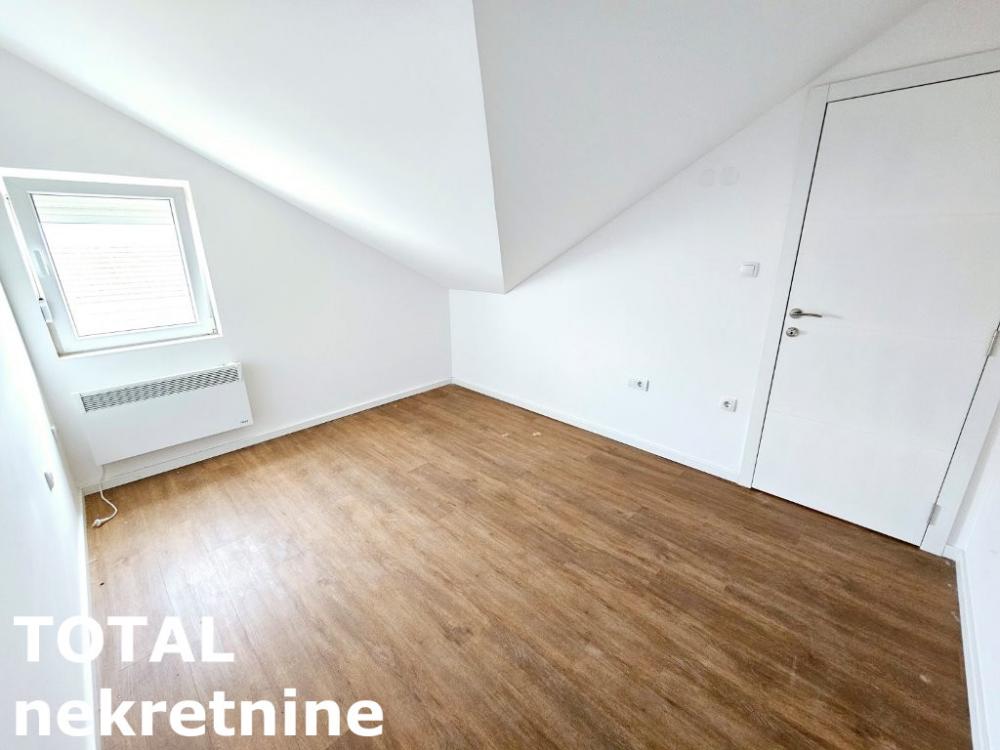 Slika 6 - Stan,NOVI SAD,PODBARA,kv: 28.00, € 90000, ID: 1101505