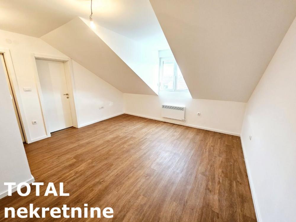 Slika 2 - Stan,NOVI SAD,PODBARA,kv: 28.00, € 90000, ID: 1101505