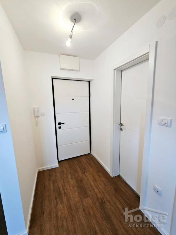 Slika 10 - Stan,NOVI SAD,PODBARA,kv: 28.00, € 90000, ID: 1064657