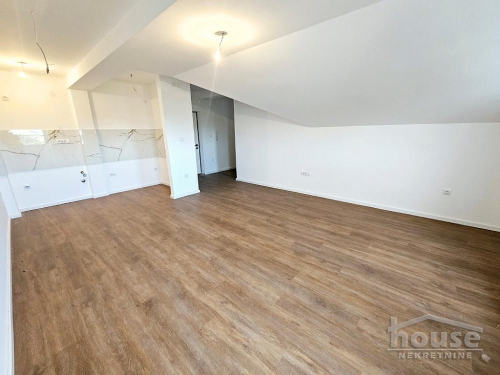 Slika 2 - Stan,NOVI SAD,PODBARA,kv: 41.00, € 114330, ID: 1063887