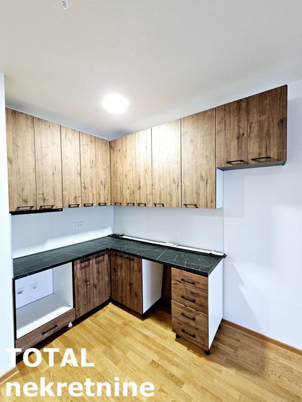 Slika 4 - Stan,PETROVARADIN,CENTAR,kv: 43.00, € 117000, ID: 1101490