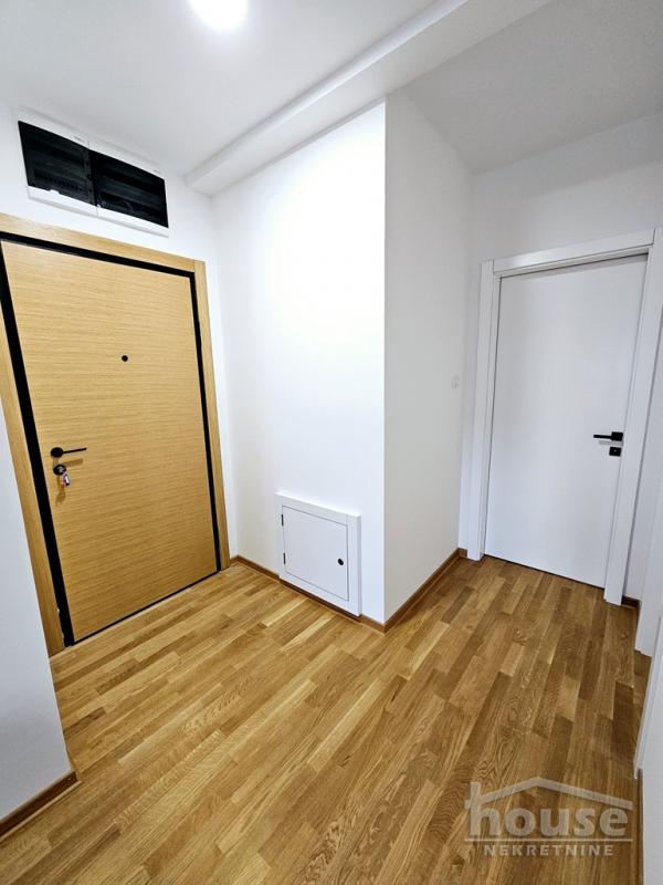 Slika 8 - Stan,PETROVARADIN,CENTAR,kv: 43.00, € 117000, ID: 1064642