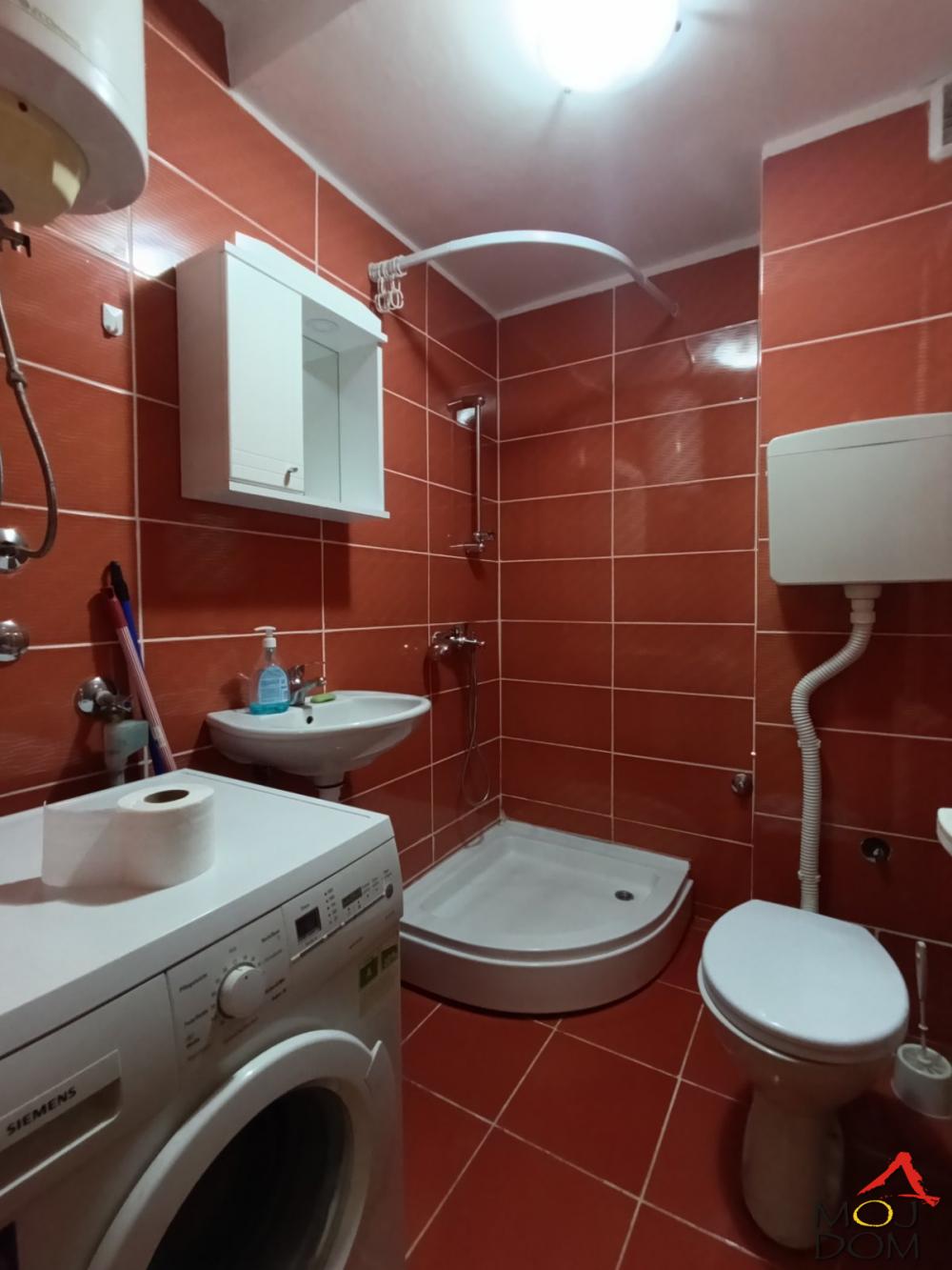 Slika 6 - Stan,NOVI SAD,PODBARA,kv: 24, € 75200, ID: 1031212