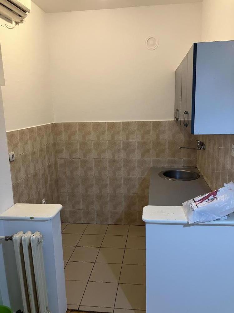 Slika 3 - Jednosoban, 20m2, Bulevar oslobođenja Novi Sad, sa terasom, ima lift