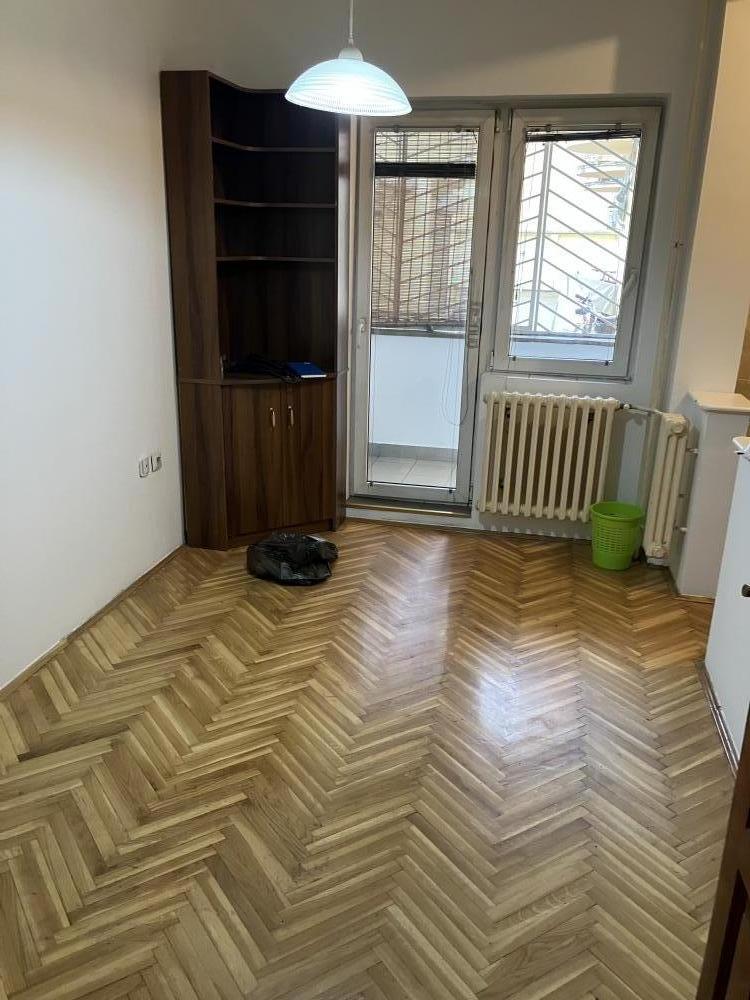 Glavna slika -Jednosoban, 20m2, Bulevar oslobođenja Novi Sad, sa terasom, ima lift