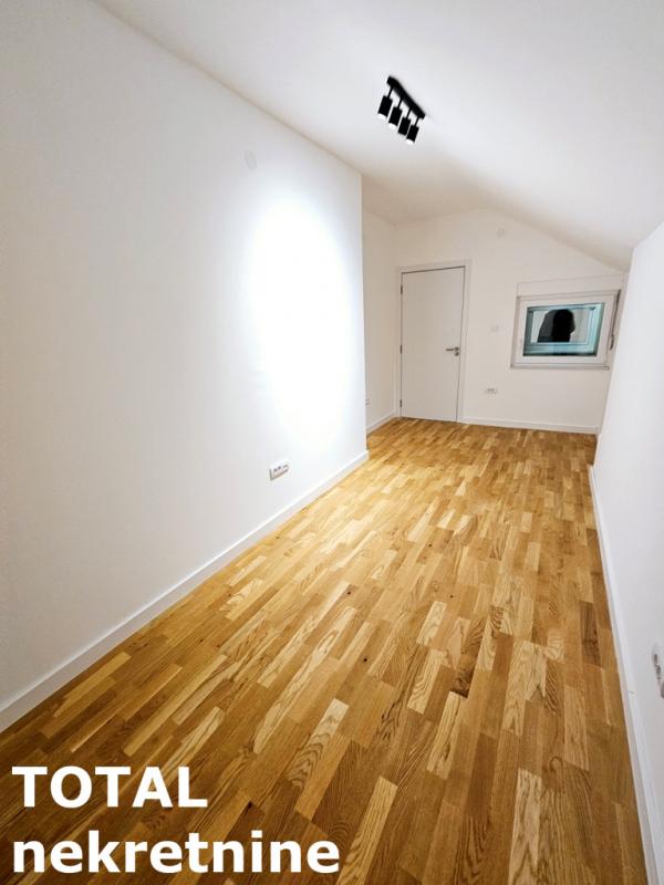 Slika 5 - Stan,NOVI SAD,GRBAVICA,kv: 36.00, € 91000, ID: 1101487