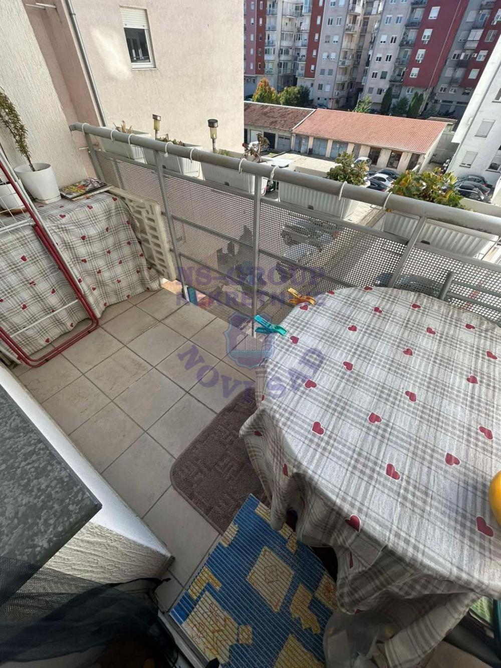 Slika 5 - Odličan stan na Novoj Detelinari - jednoiposoban