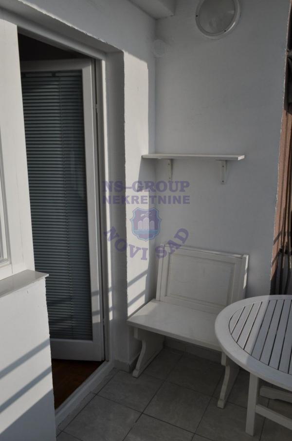 Slika 5 - Grbavica, 33m2 - jednosoban sa terasom